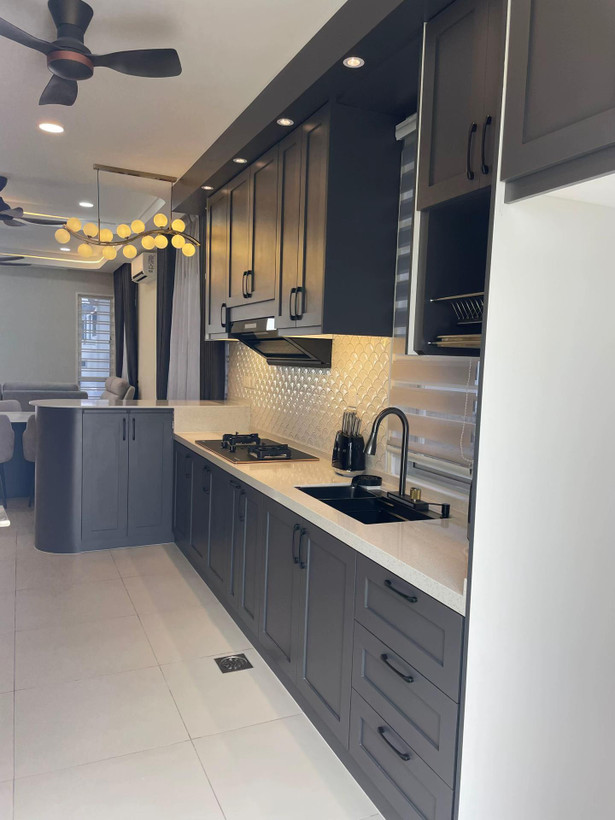 کابینت نئوکلاسیک آشپزخانه متری ۴۶ میلیون