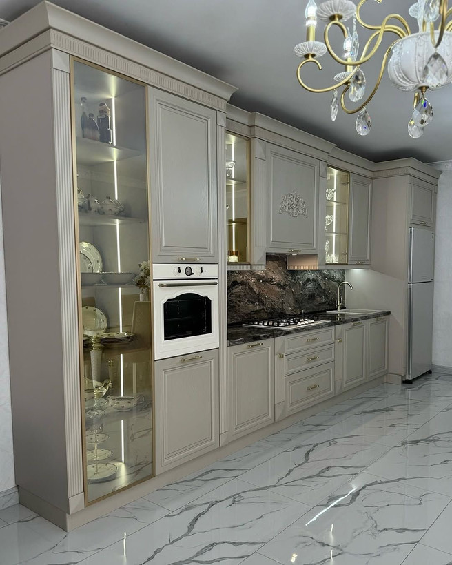 طراحی و اجرای کابینت نئوکلاسیک ممبران با جزئیات ظری